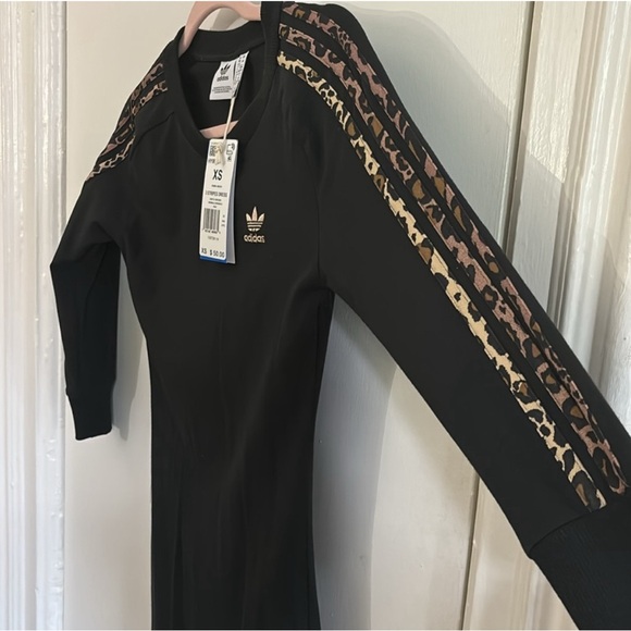 adidas✨$12 when bundled✨Black quarter Sleeve Dress 🐆 - Picture 7 of 7